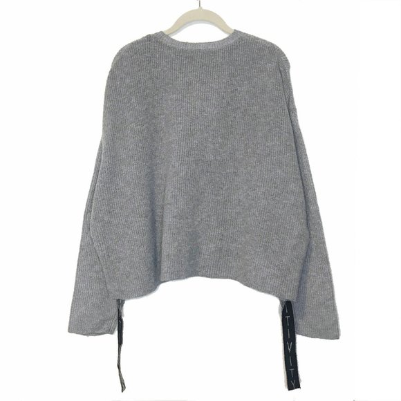 Hi-Low Sweater NWOT - Picture 2 of 5